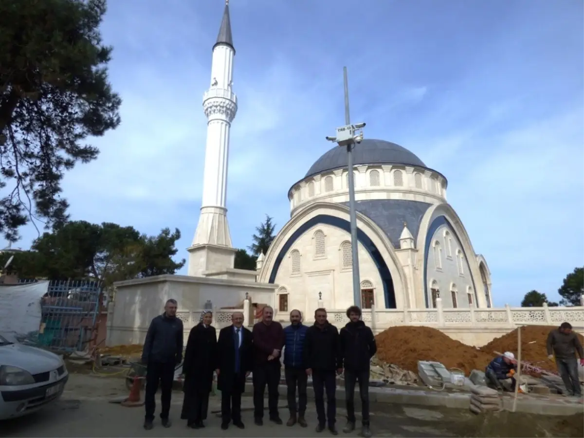 Ahi Evren Cami ve Otopark İnşaatı Tamamlandı