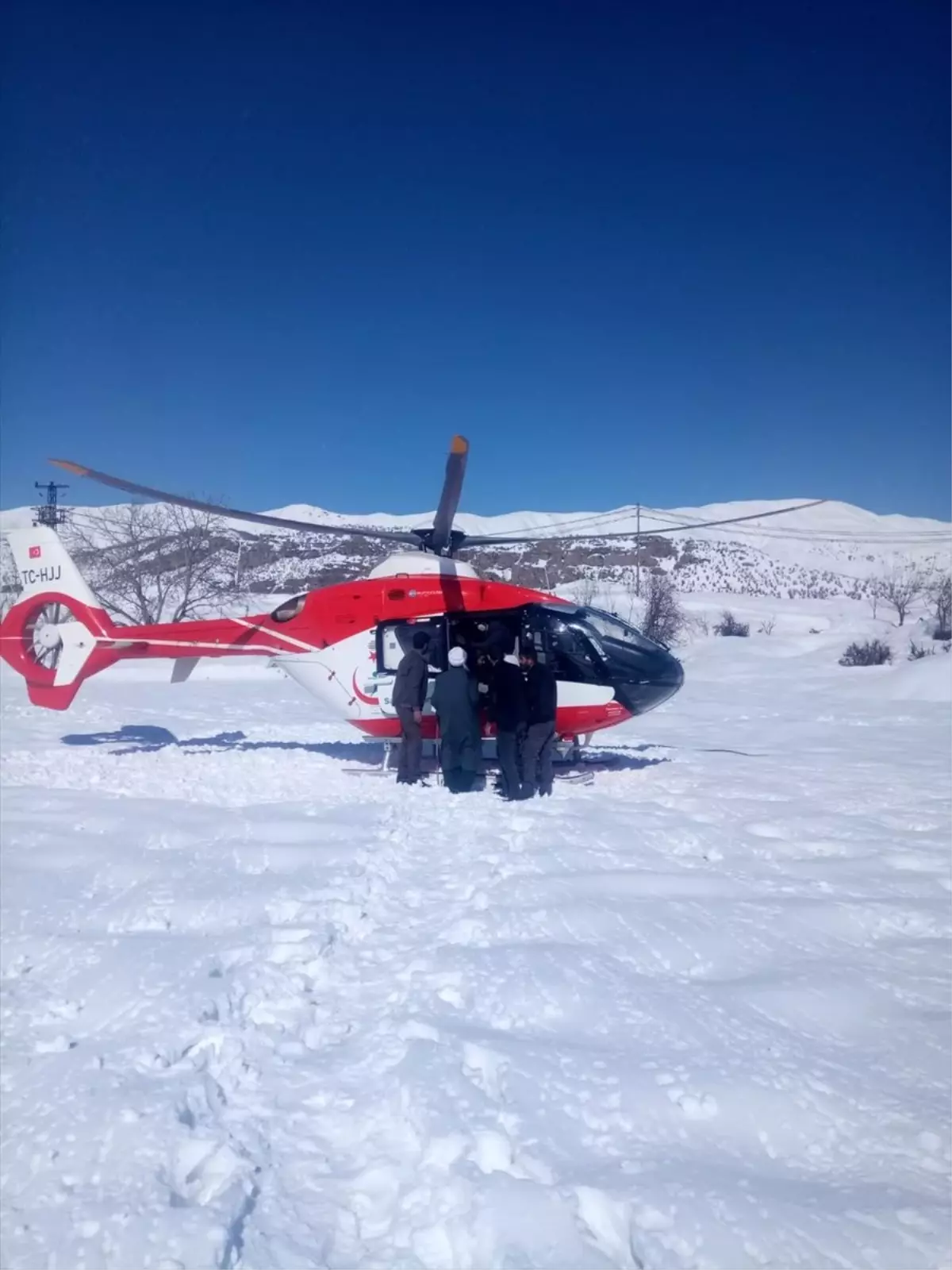 Ambulans Helikopter Sara Hastası İçin Havalandı