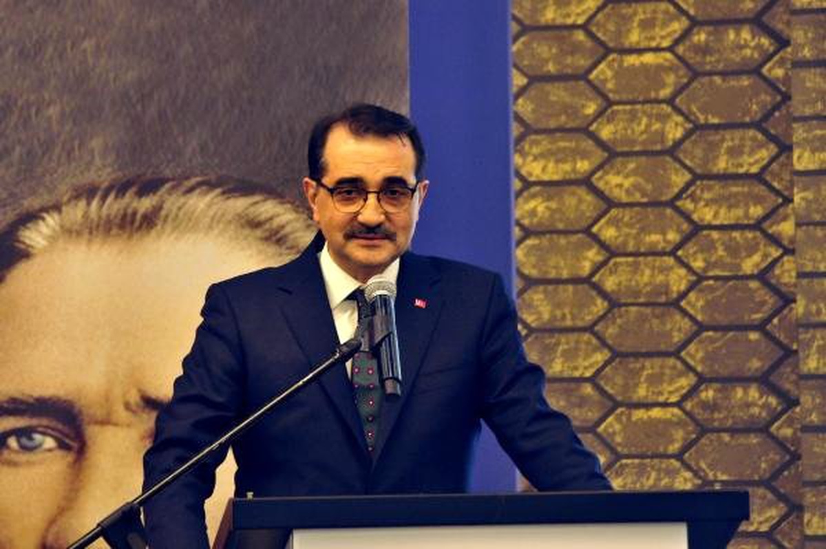 Bakan Dönmez: O Dönemler \'Sokağa Maskeyle Çıkın\' Diyorlardı (2)
