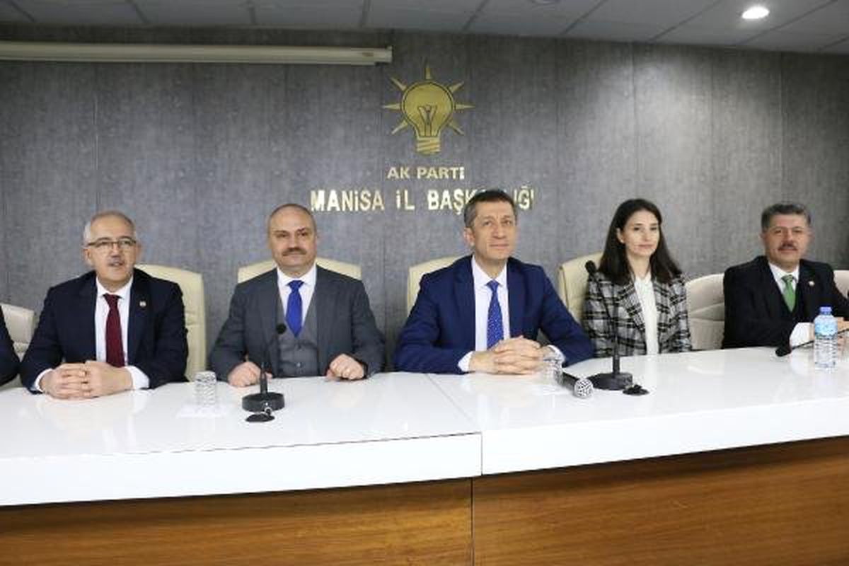 Bakan Selçuk: Eğitim, Çocuklarımıza Dünya Görüşlerimizi Pompalayacağımız Araç Değildir (2)