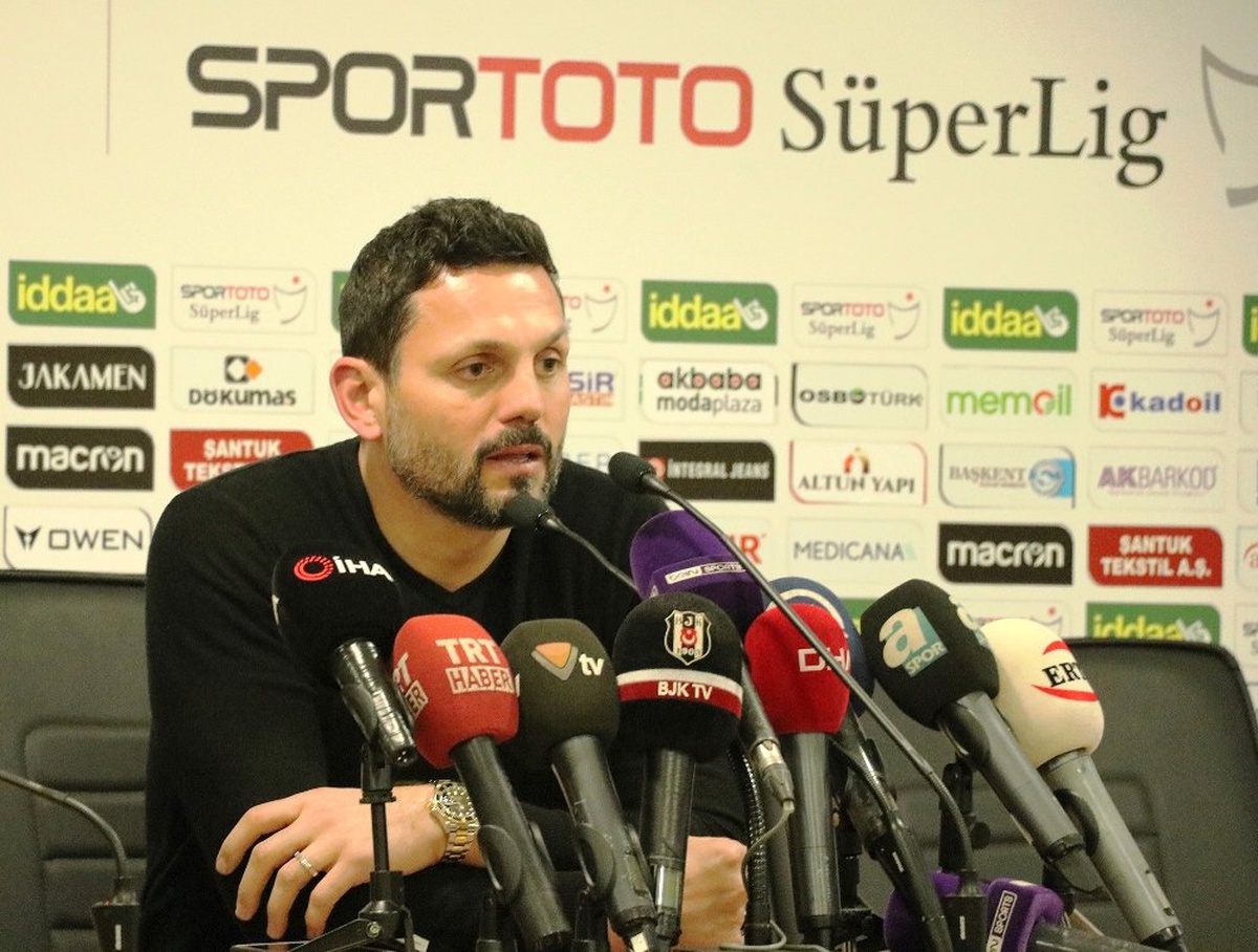Beşiktaş\'a Karşı 10 Kişi Kalınca..."