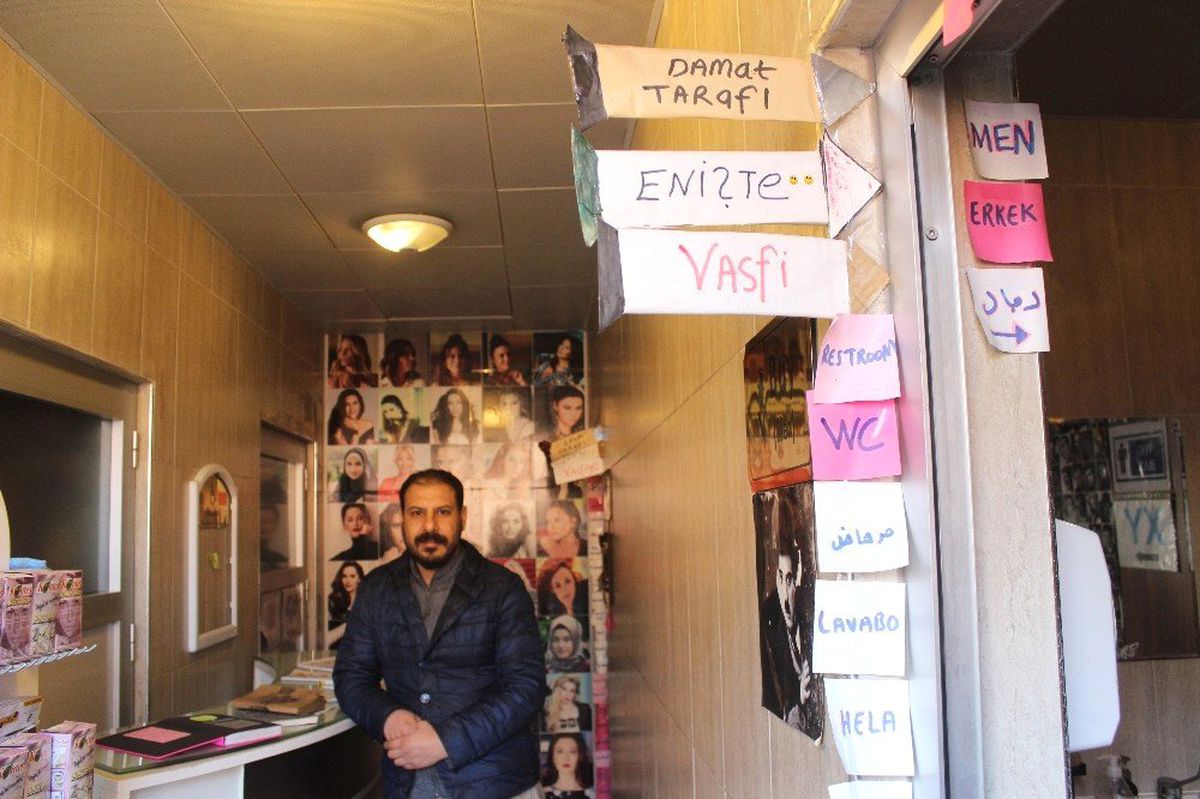 Bu Kafeye Müşteriler Çay İçmeye Değil Tuvaleti Görmeye Geliyor