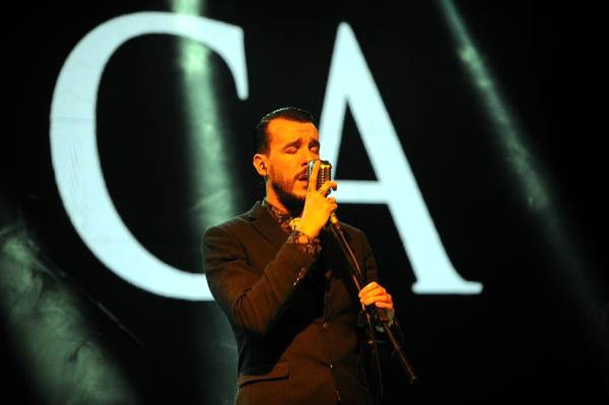 Bursa\'da Cem Adrian Konseri