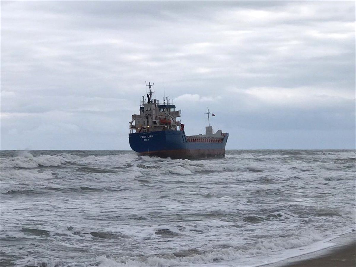Güncelleme - Kocaeli\'de Kuru Yük Gemisi Karaya Oturdu
