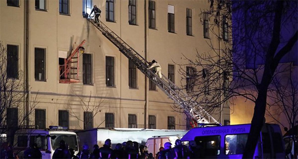Rusya\'da üniversite binası çöktü: 21 kişi enkaz altında kaldı