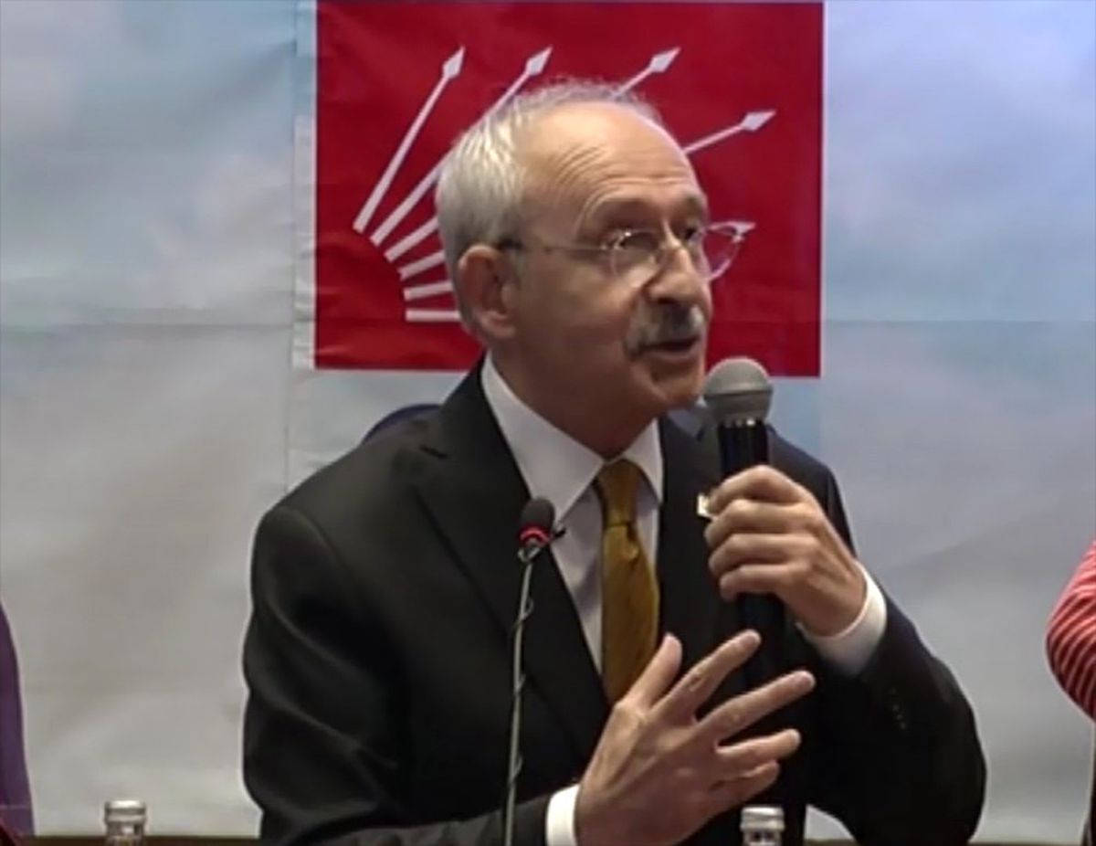 Siyasete Kutuplaşma Penceresinden Bakmadım"