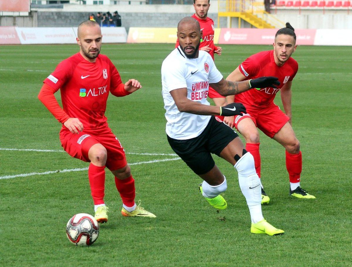 Spor Toto 1. Lig: Ümraniyespor: 2 - Balıkesirspor Baltok: 0