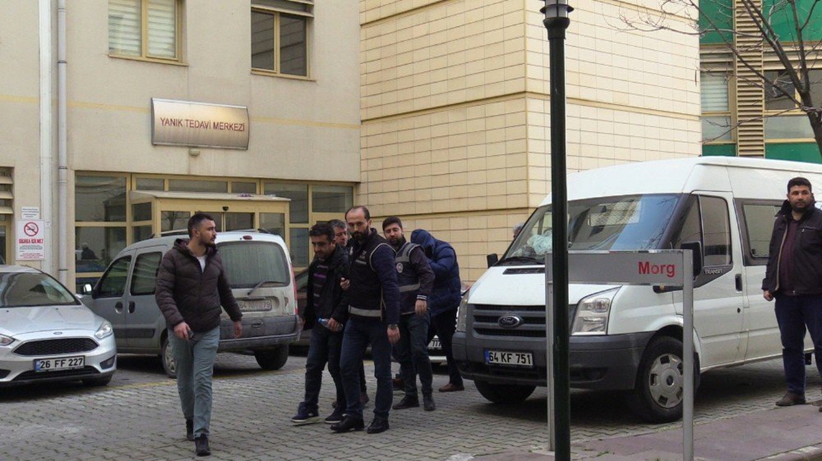 Uşak\'ta Fetö Operasyonunda 3 Tutuklama