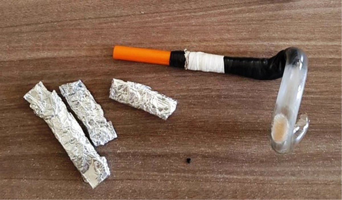 Uyuşturucu Kullandıkları Düzenekle Birlikte Yakalandılar