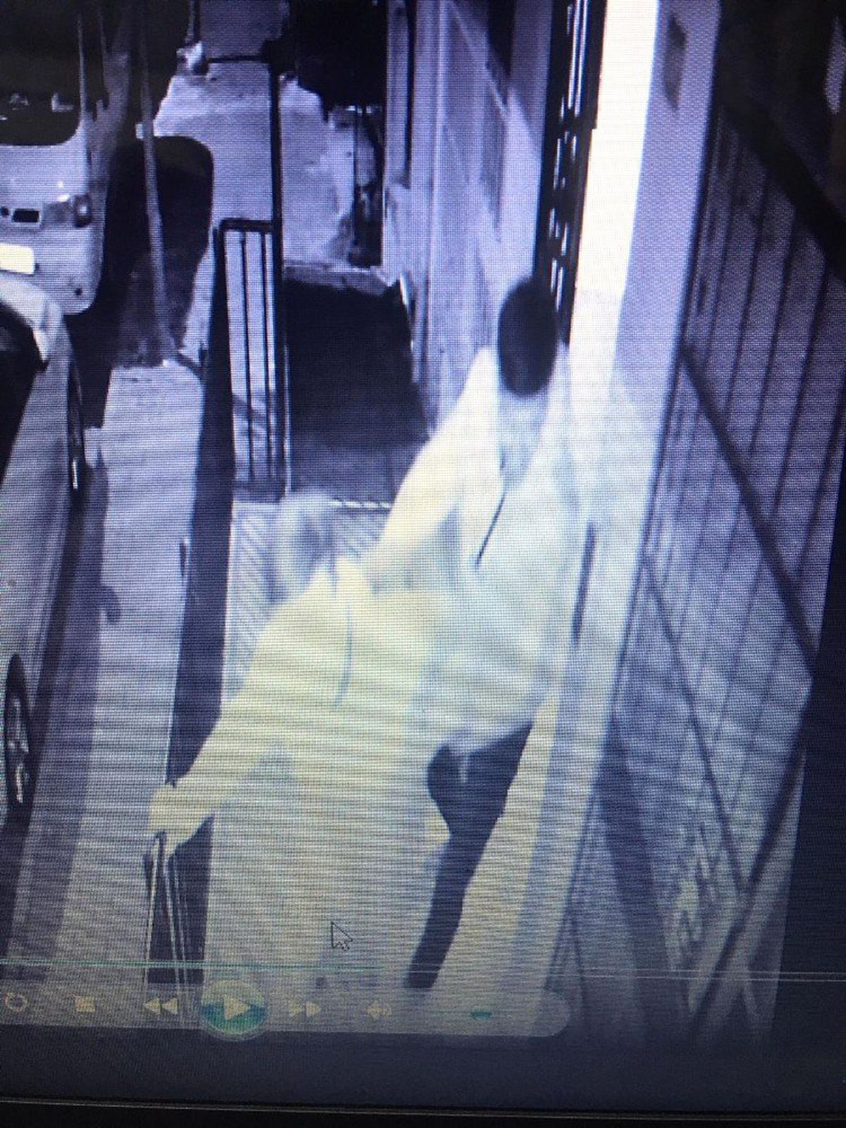 Bahçelievler\'de Apartmana Giren Hırsızı Vatandaşlar Yakaladı