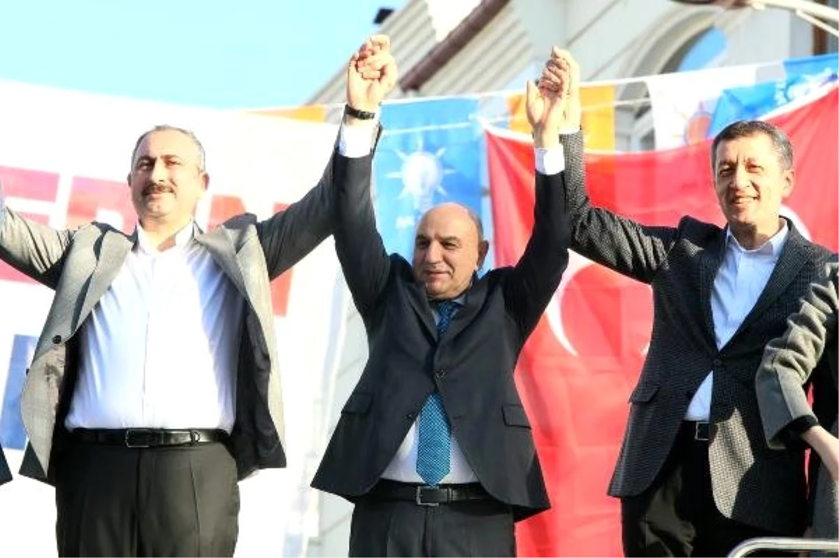 Bakan Gül: AK Parti Bu Ülkenin Birliğinin Teminatıdır