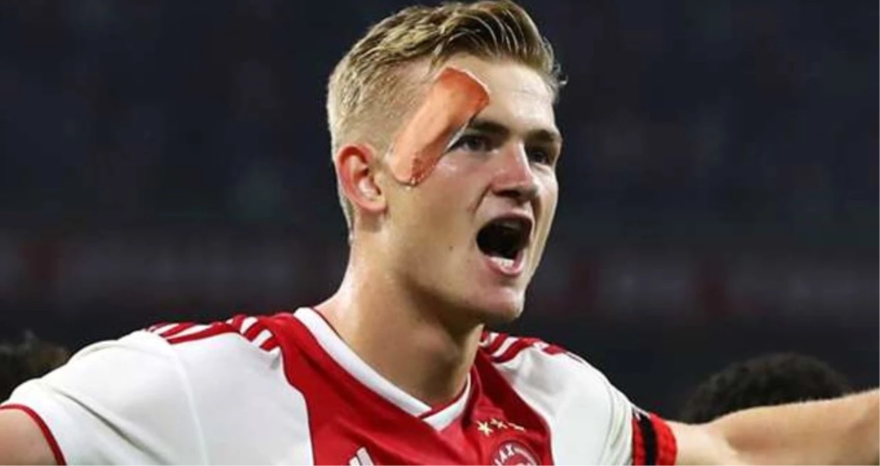 Barcelona, Ajax\'tan De Ligt\'i 75 Milyon Euroya Transfer Ediyor