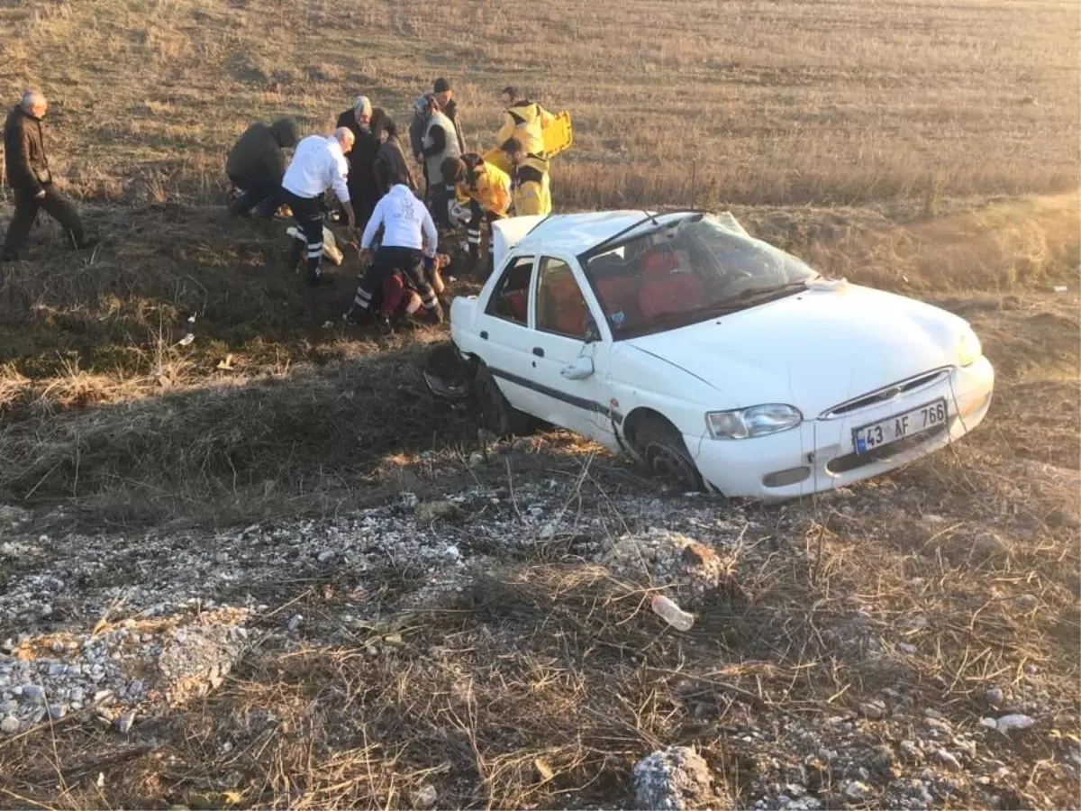 Kütahya-Gediz Karayolunda Trafik Kazası: 1 Ölü, 4 Yaralı