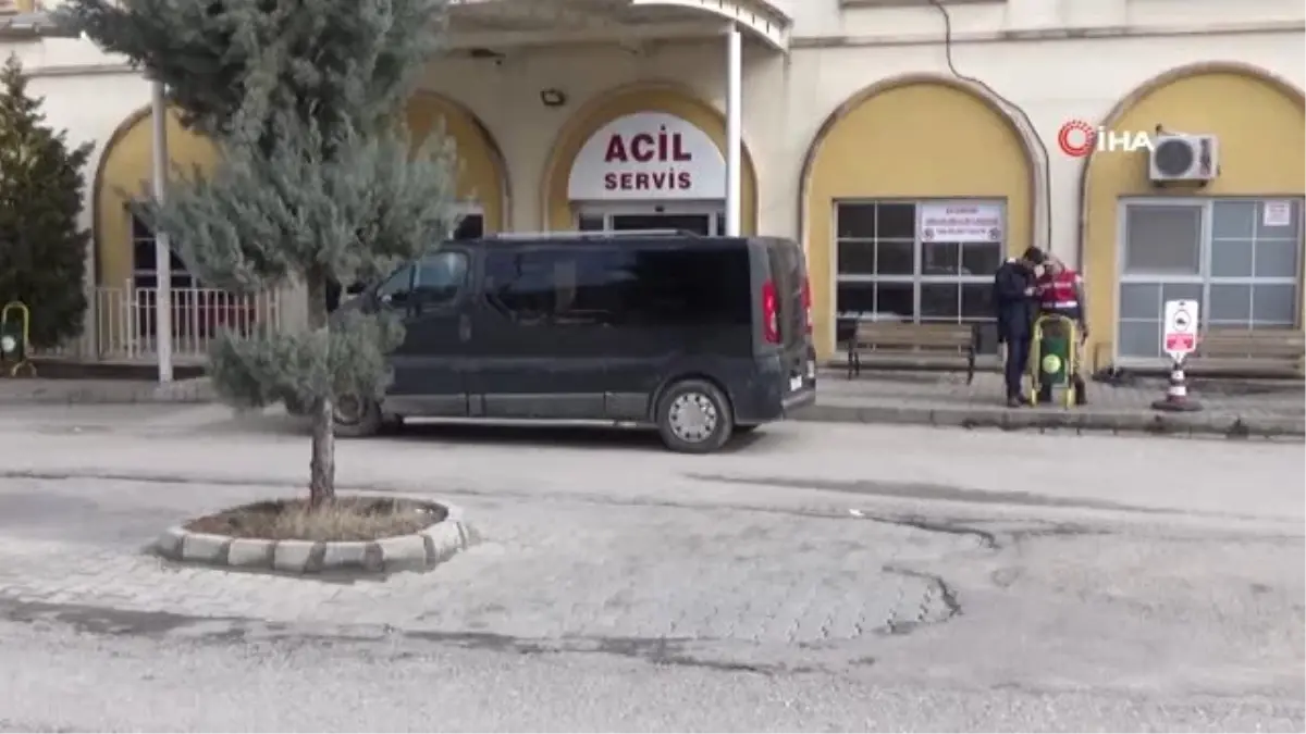 Nişan Törenine Giden Araç Kaza Yaptı: 3 Ölü, 16 Yaralı