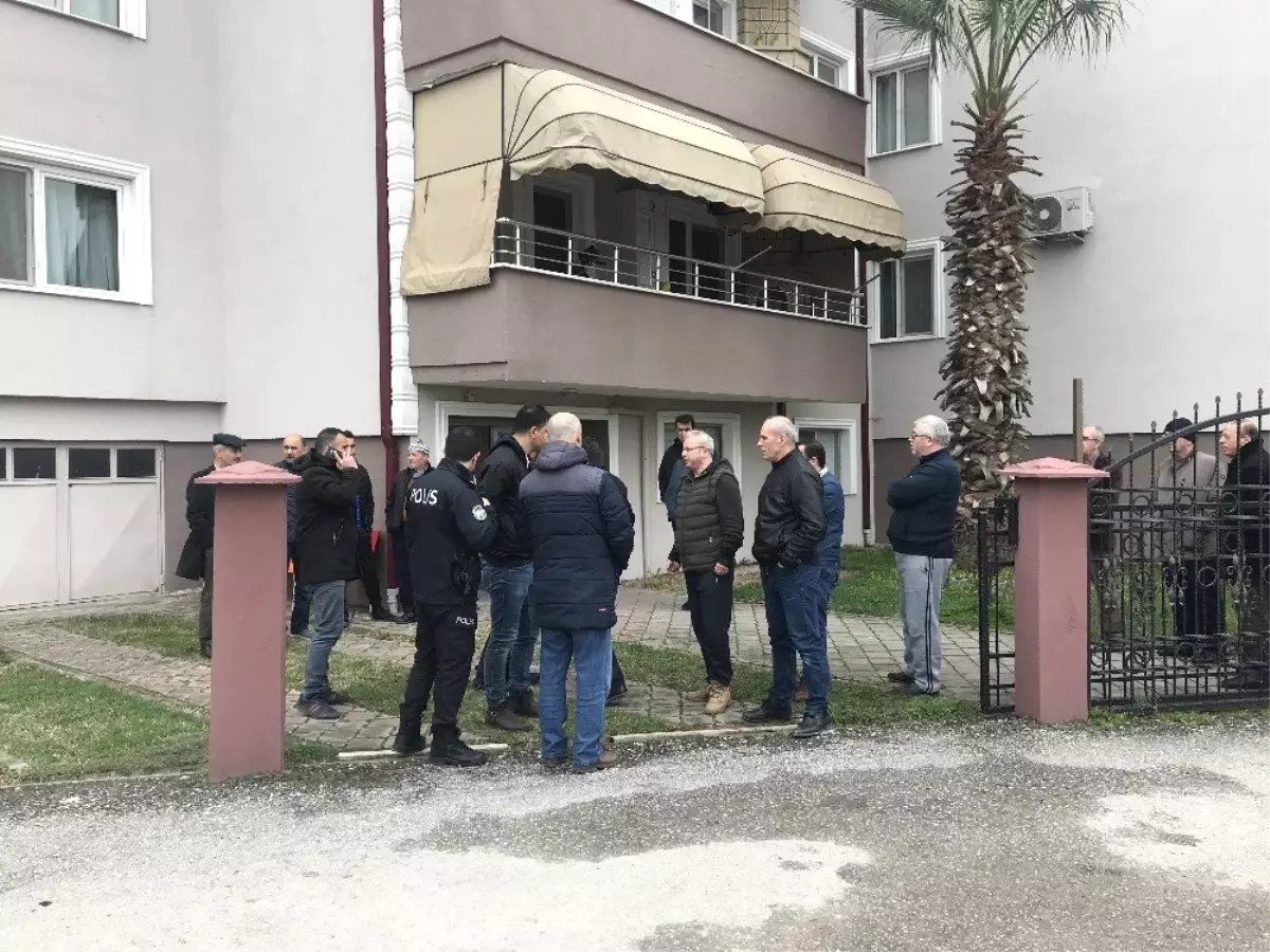 Polis Memuru Evinde Ölü Bulundu