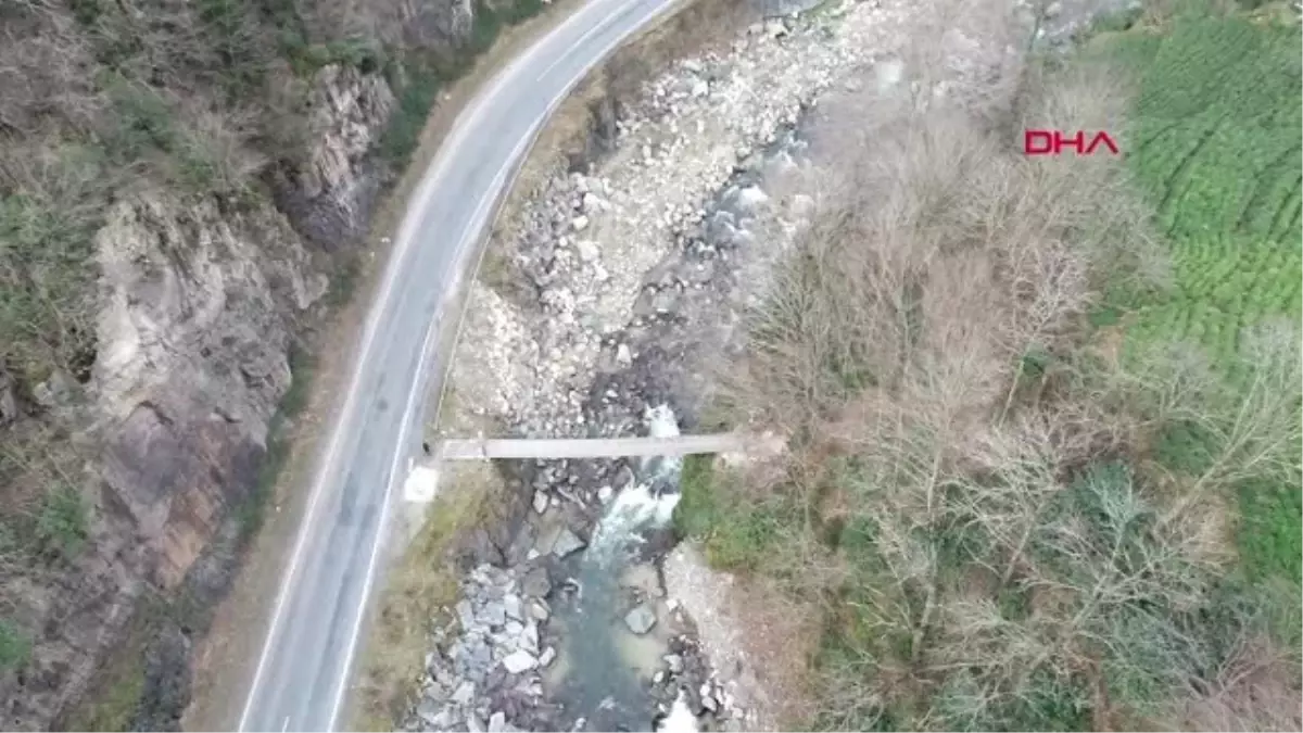 Rize Anahtarı Olmayan Köprüden Geçemiyor