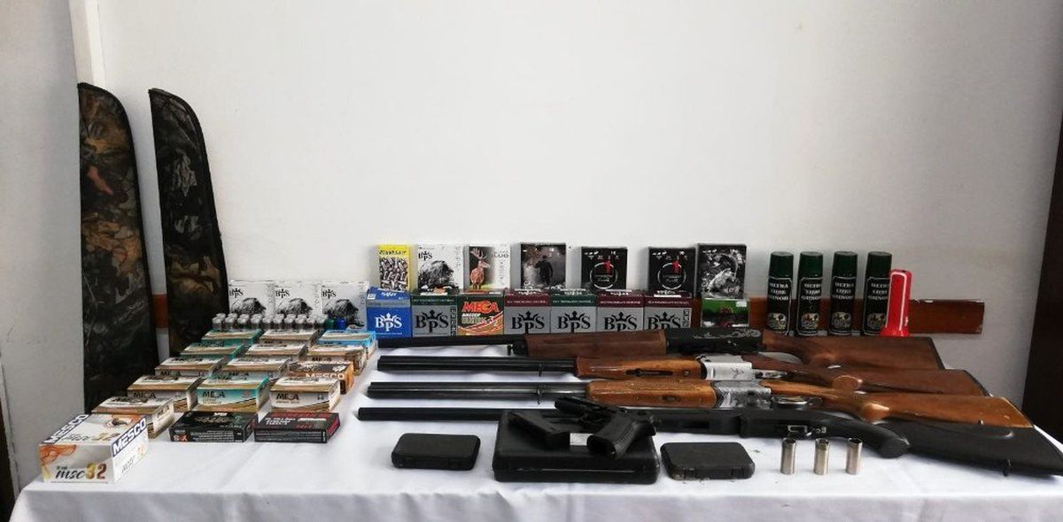 Uygulamadan Kaçan Araçta Silah Ele Geçirildi