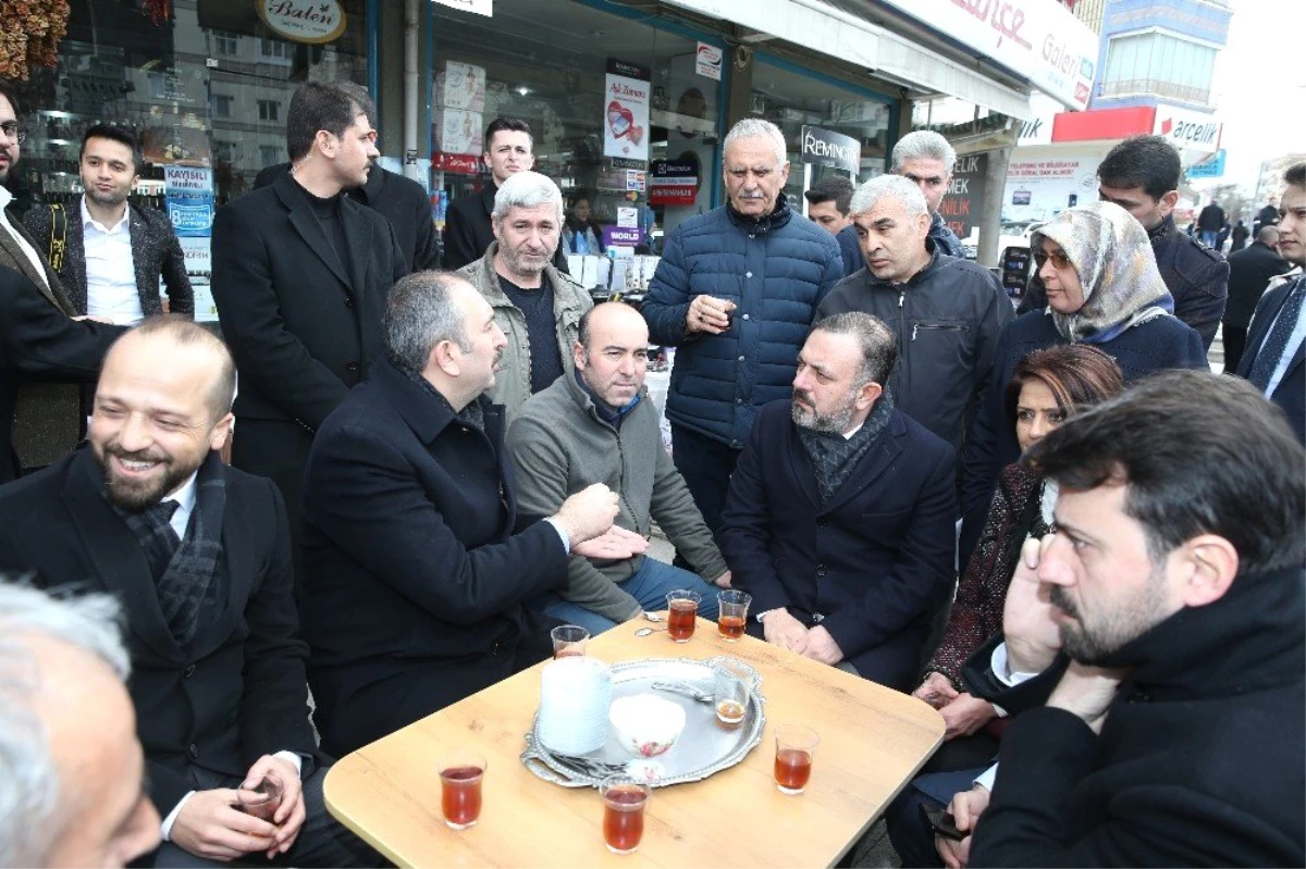 Adalet Bakanı Abdulhamit Gül, Sincan\'da Seçim İrtibat Bürosu Açılışına Katıldı