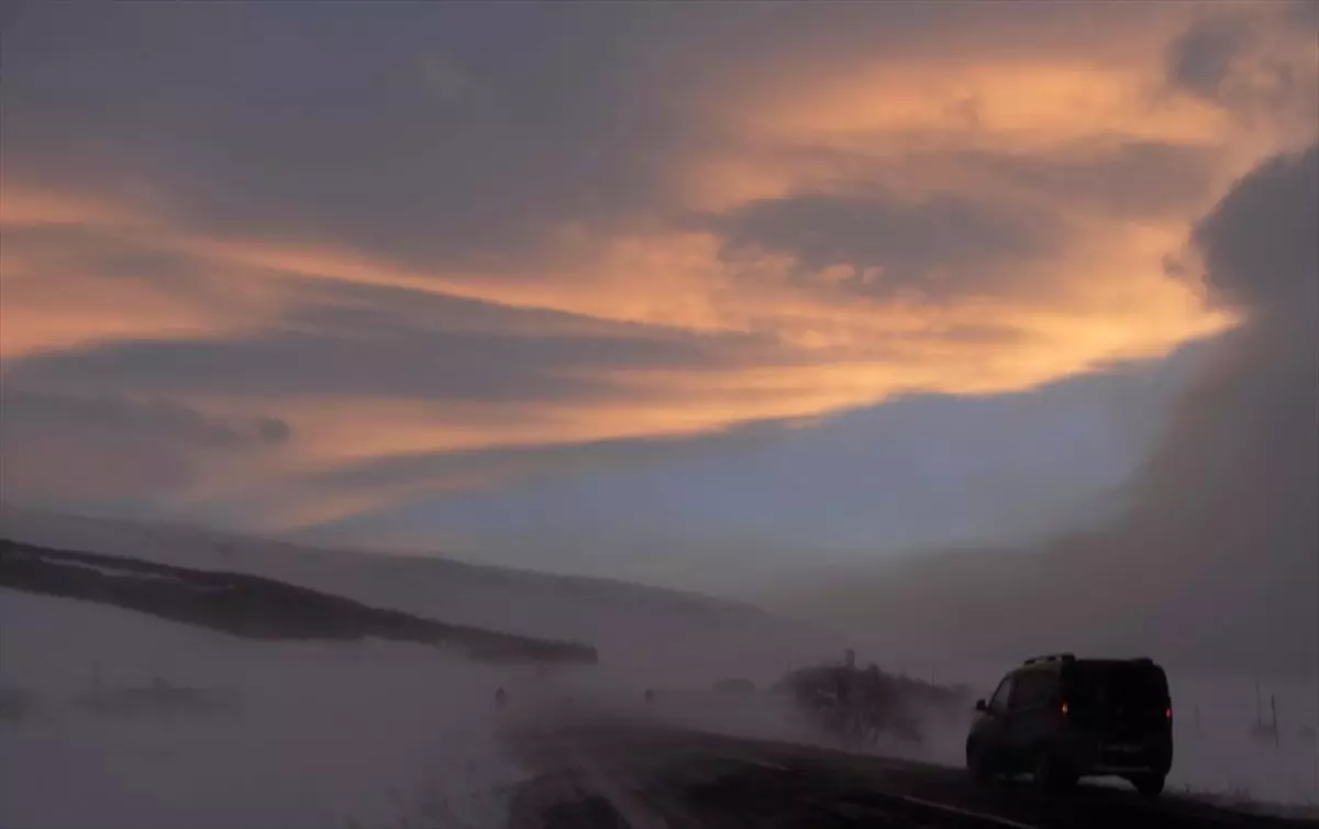 Ardahan-Erzurum Kara Yolu Ulaşıma Kapandı