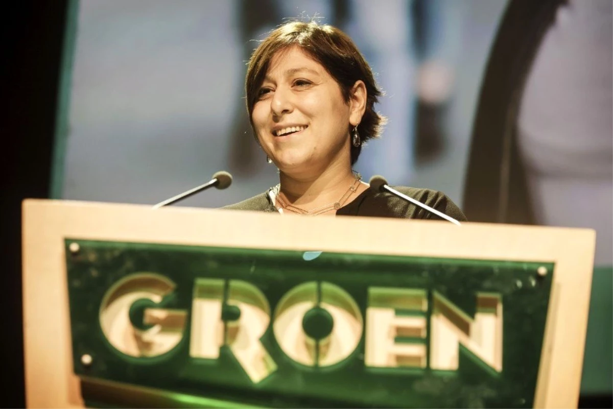 Belçika\'da Anket Sonuçları Yeşiller Partisi Başkanı Almacı\'nın Yüzünü Güldürdü