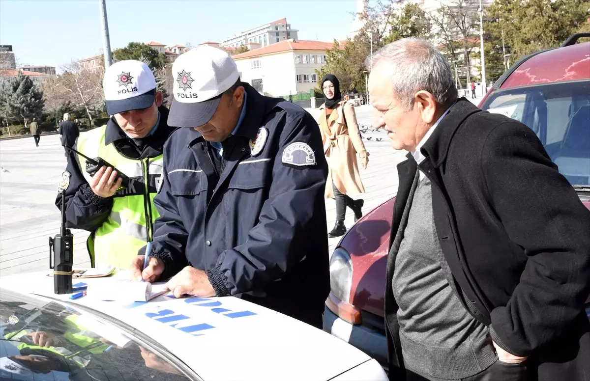 Emniyet Kemeri" Takmayan Sürücülere Ceza