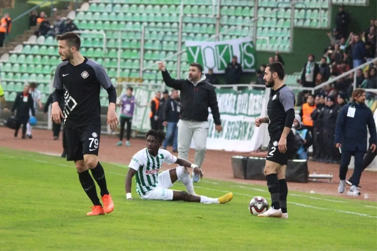 Giresunspor\'da Kötü Gidişe Çare Bulunamıyor