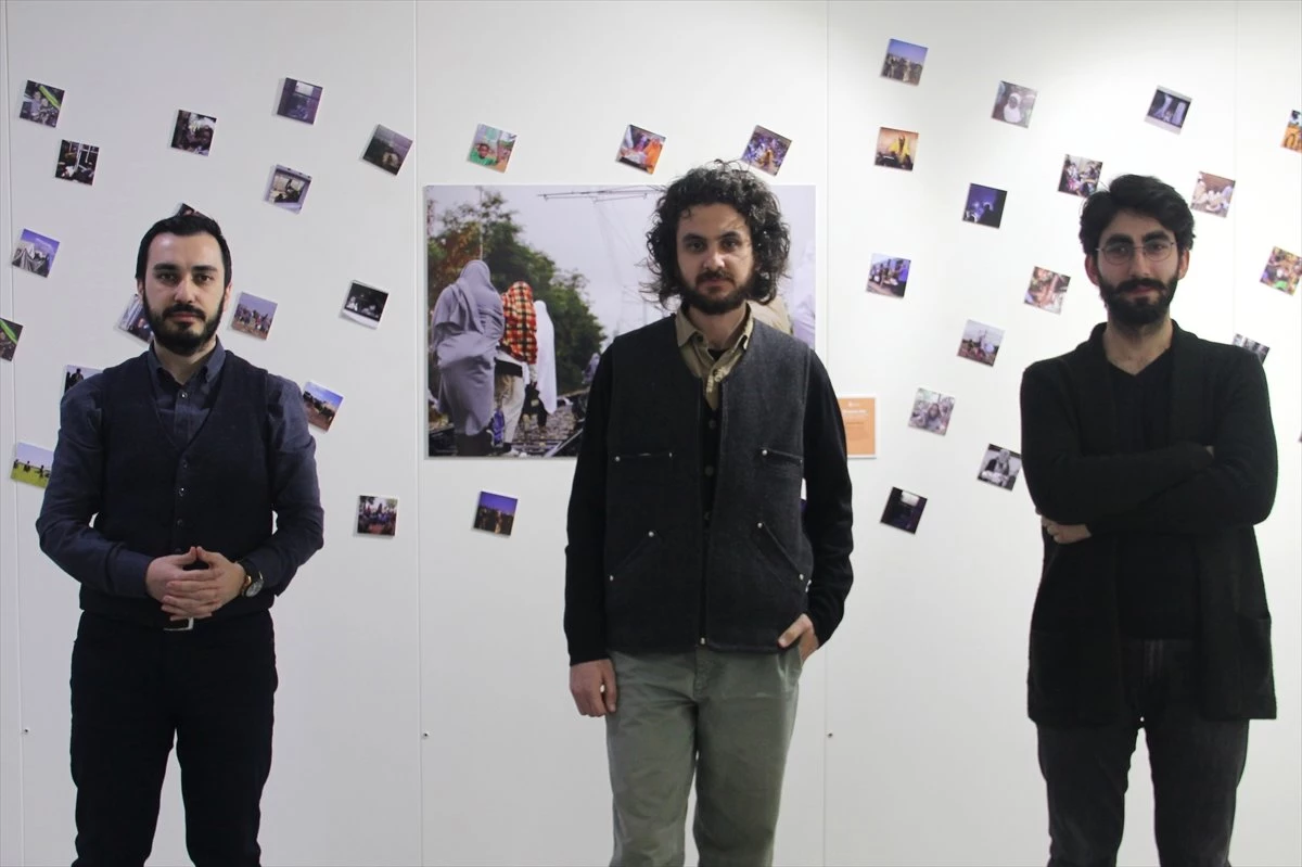 Göğü Çadır Eyleyenler" Fotoğraf Sergisi Açıldı