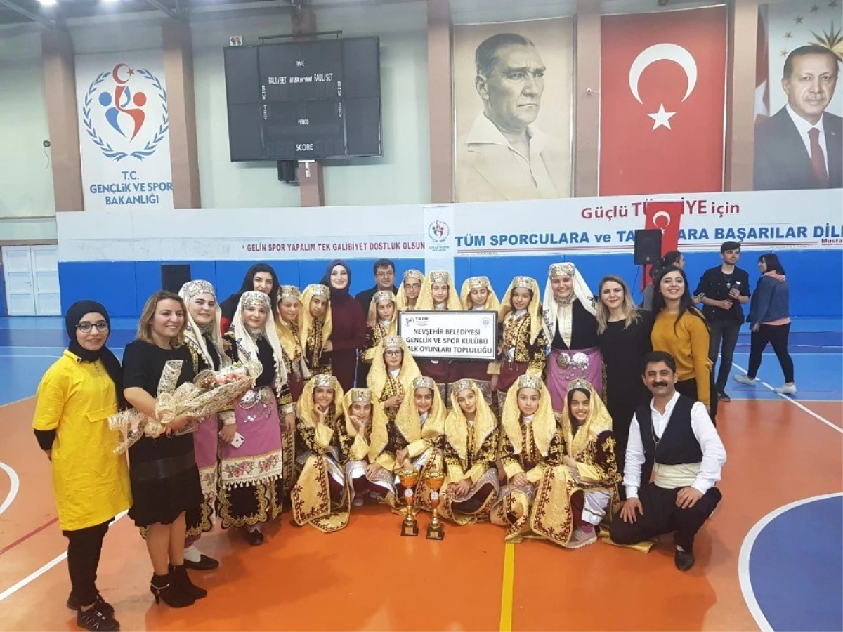 Nevşehir Belediyesi Halk Oyunları Topluluğu 2 İl Birinciliği Kazandı