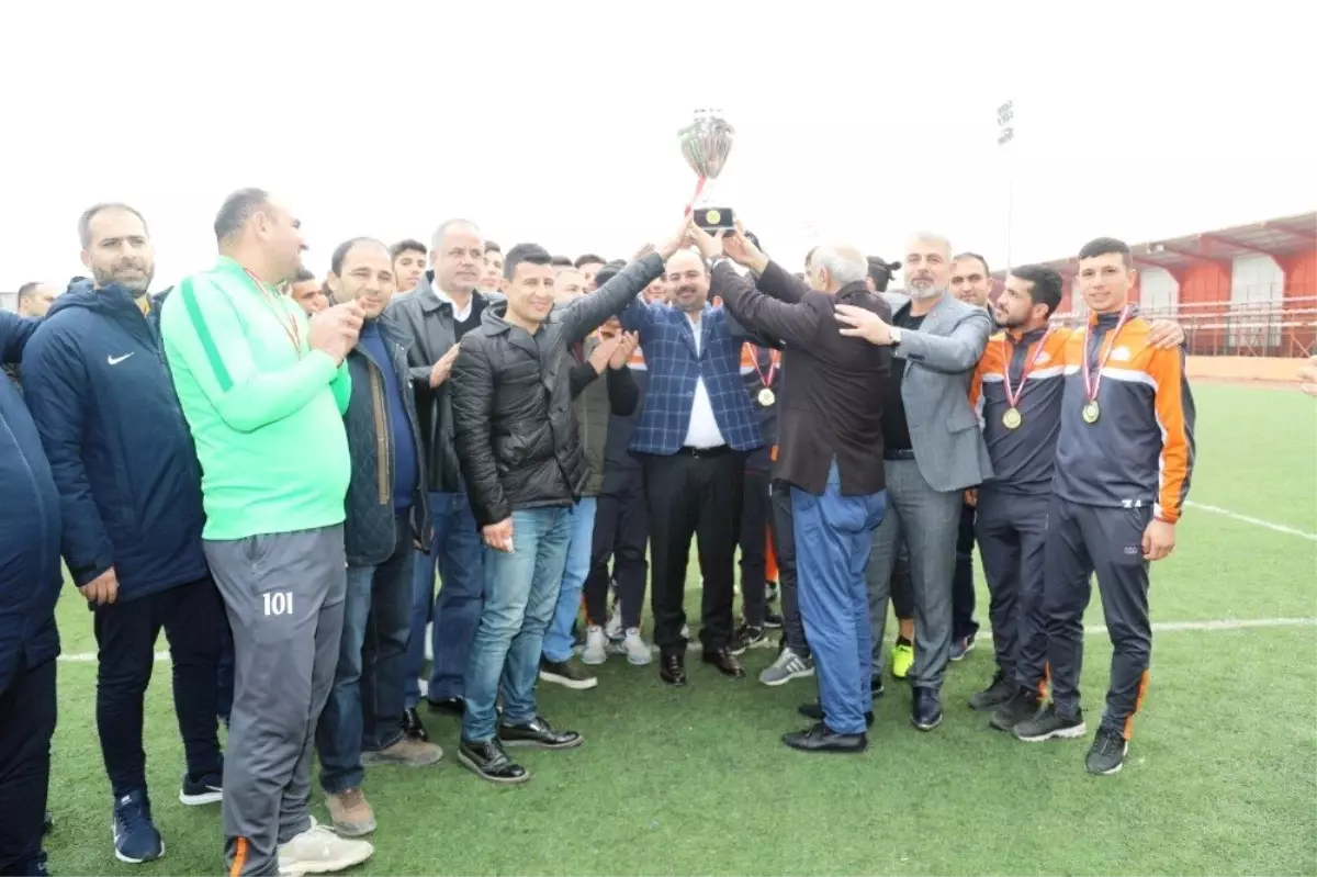 Şanlıurfa U-19 Futbol Takımının Madalyaları Verildi