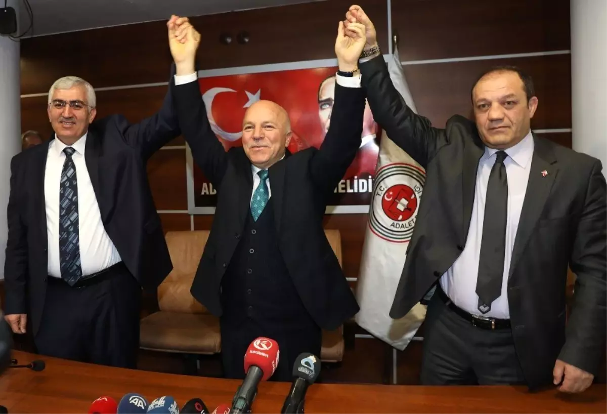 Sekmen: "Çalışacağız, Koşacağız ve Yeni Bir Demokrasi Destanı Yazacağız"