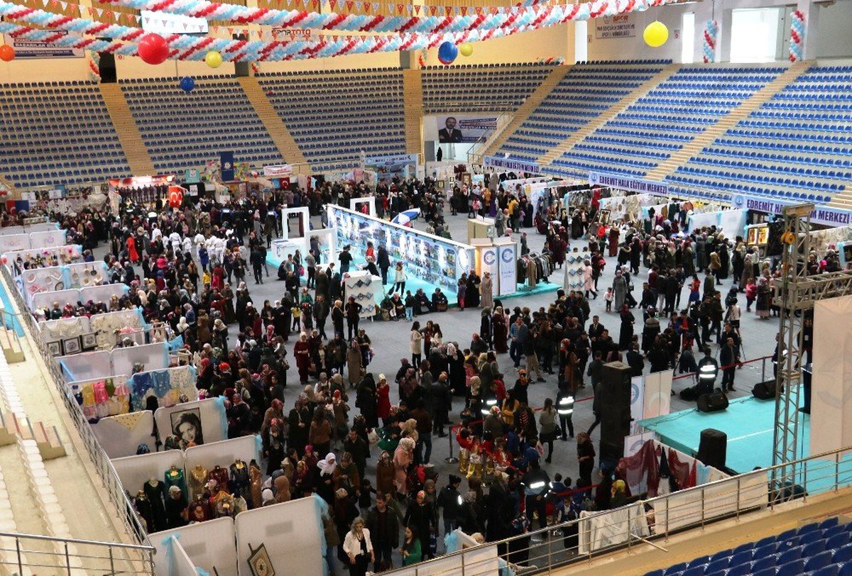 \'Yeni Edremit Fuarı\'nı 34 Bin Kişi Ziyaret Etti