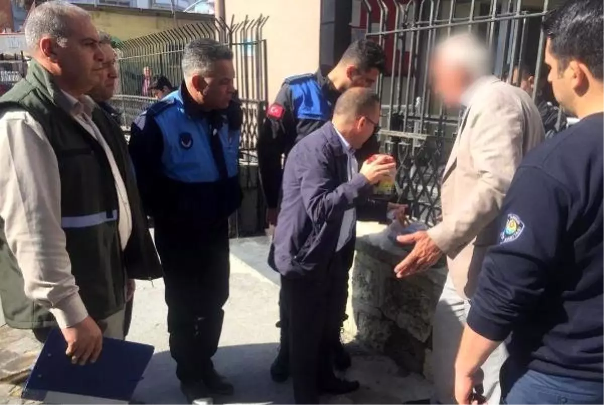 Yılanla Gösteri Yapıp Kozmetik Ürün Satan Kişiye İşlem
