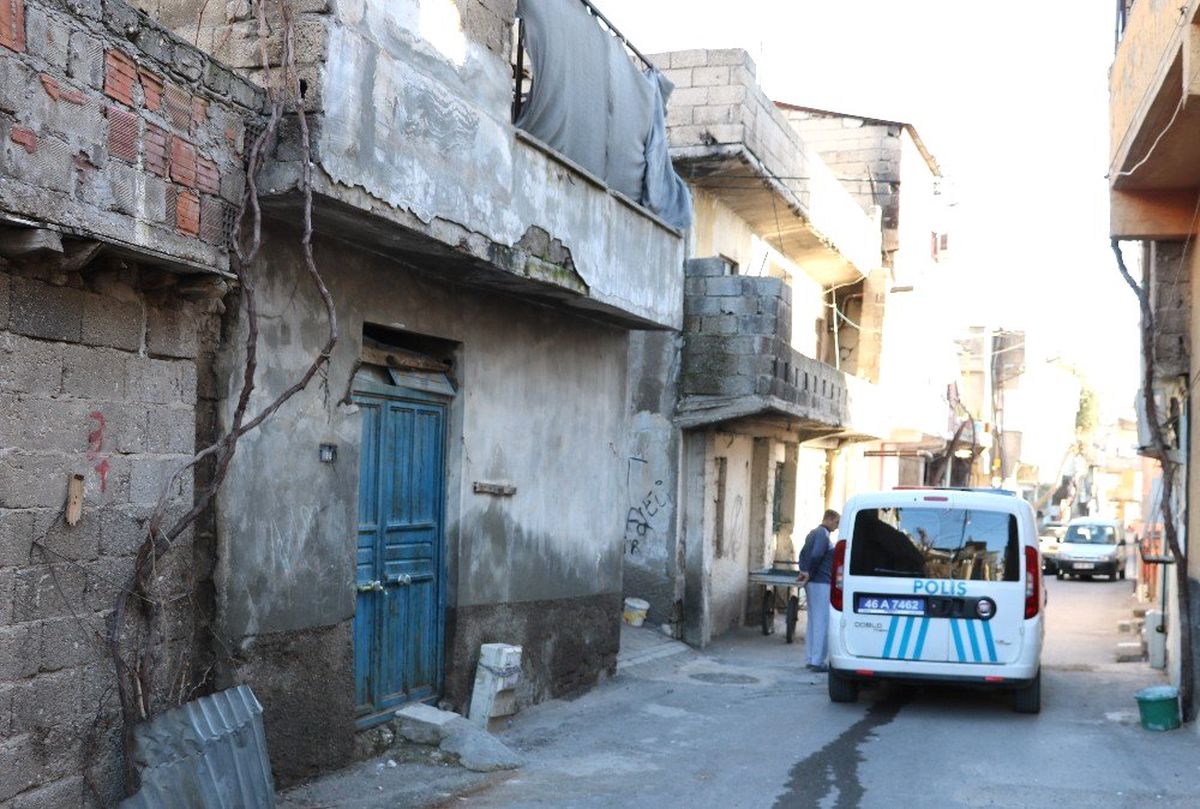 2 Aylık Bebeğin Yanarak Can Verdiği Eve Girişler Kapatıldı