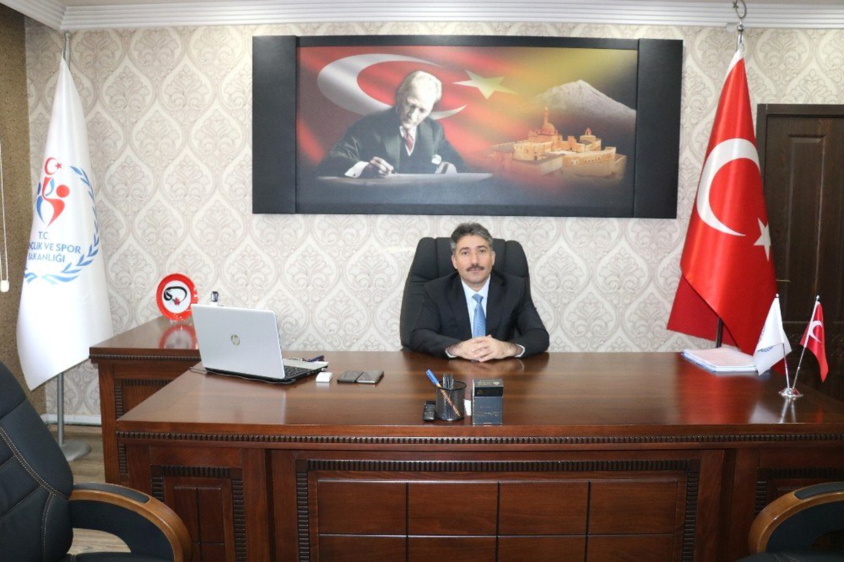 Ağrı Gençlik Merkezinde Kan Bağışı Kampanyası