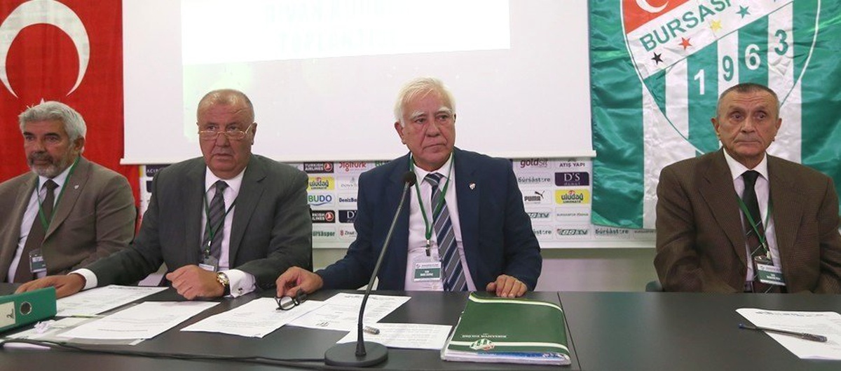 Bursaspor Divan Başkanlık Kurulu\'ndan Birlik ve Beraberlik Çağrısı