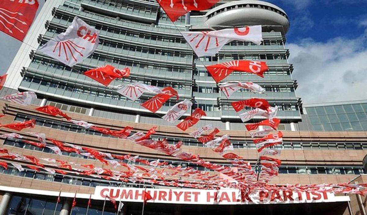 CHP aday listelerini teslim etti
