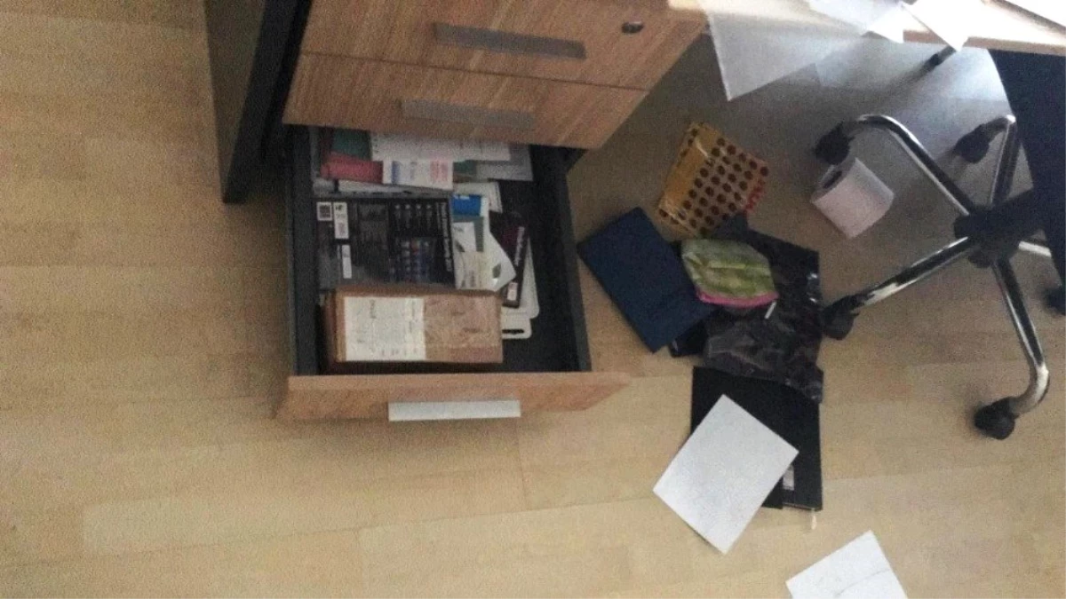 CHP Çan İlçe Başkanı Aydın\'ın Ofisine Giren Hırsızlar Yakalandı