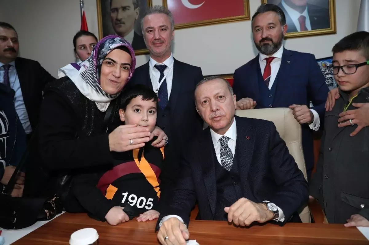 Cumhurbaşkanı Erdoğan\'a Anlamlı Hediye