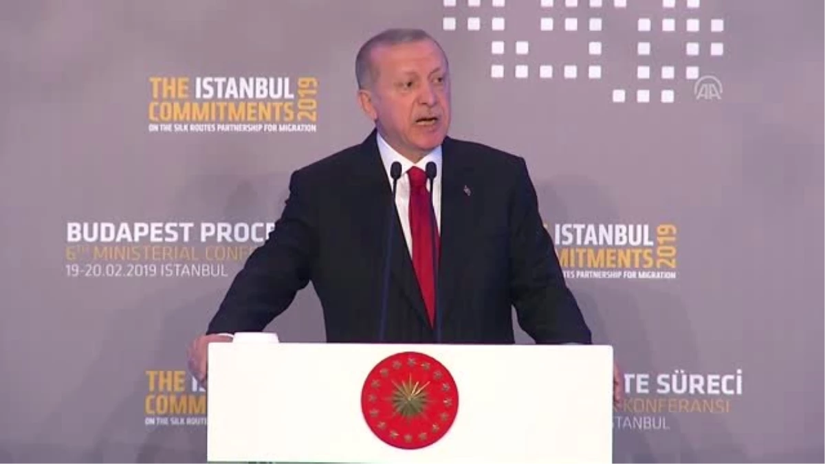 Erdoğan: "Dünyada Şu Anda, Batı\'da Özellikle Sözde \'Ermeni Soykırımı\' Adıyla Bazı Propagandalar...