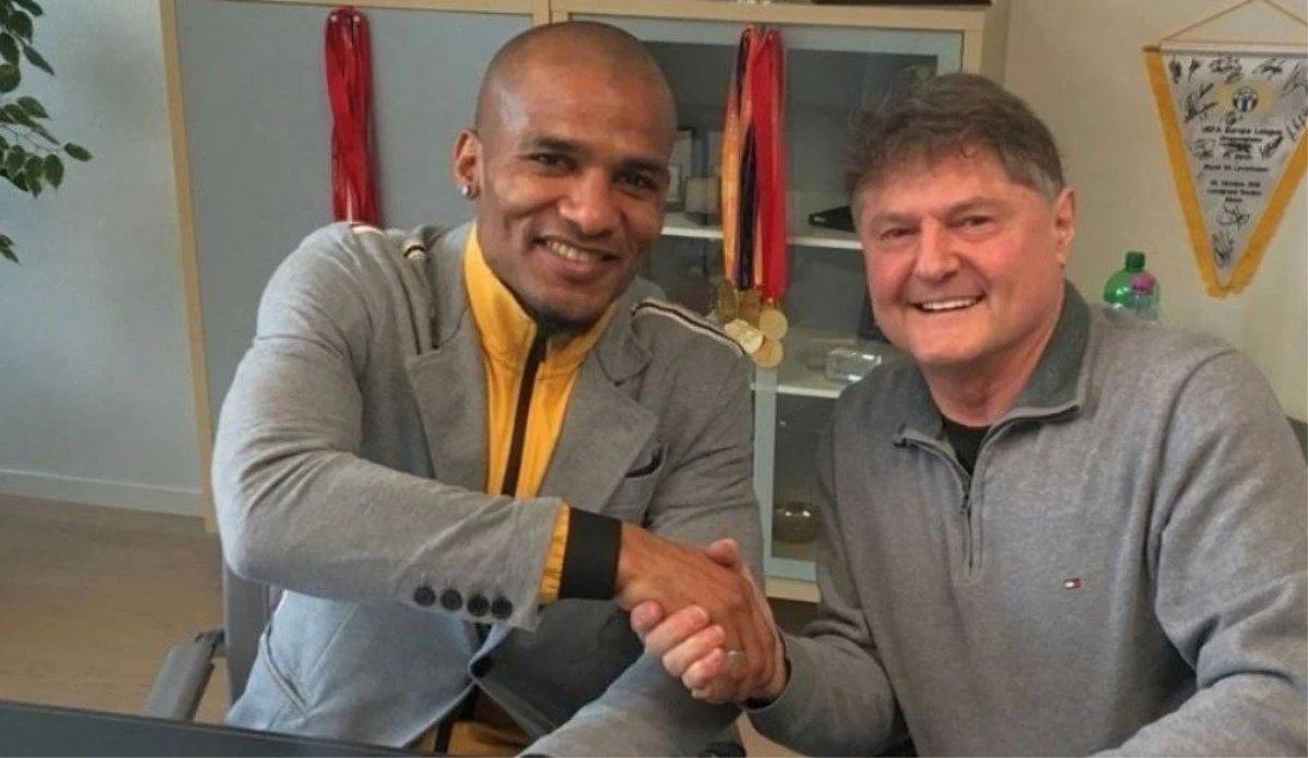 Florent Malouda, Zürih\'in Hücum Antrenörü Oldu!