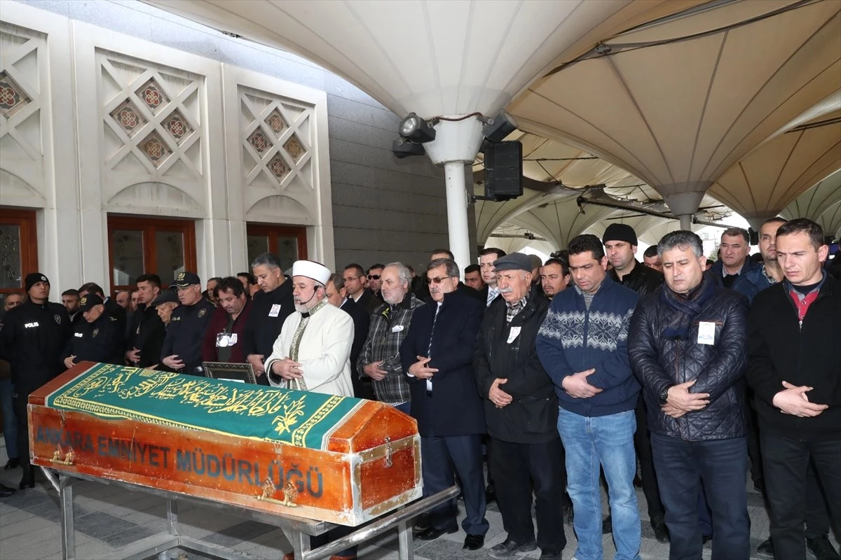 Hatay Asayiş Şube Müdürü Ateş\'in Cenazesi Toprağa Verildi