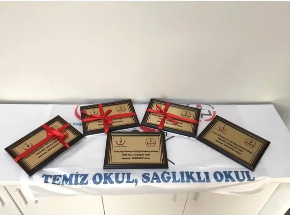 Mercan Kolejine Hijyen Ödülü