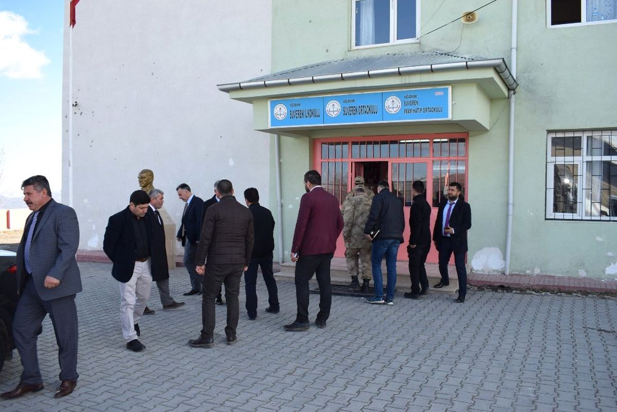 Okul Müdürüne Pompalı Tüfekli Saldırı