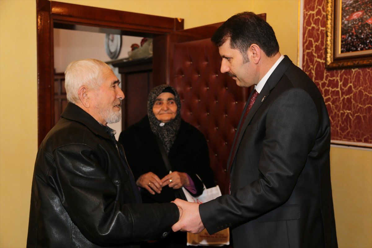 Sivas Valisi Ayhan Halkın Sorunlarını Dinledi