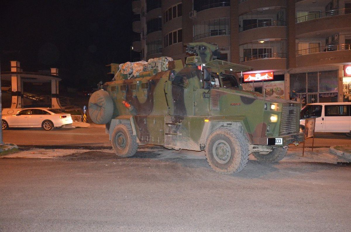 Suriye Sınırına Askeri Araç ve Mühimmat Desteği