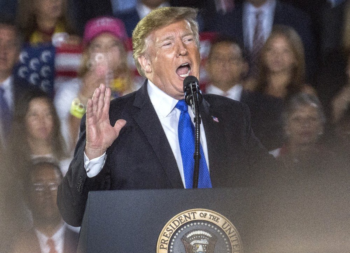 Trump\'tan Kendisine Karşı Yasa Dışı Darbe Girişimi İddiası