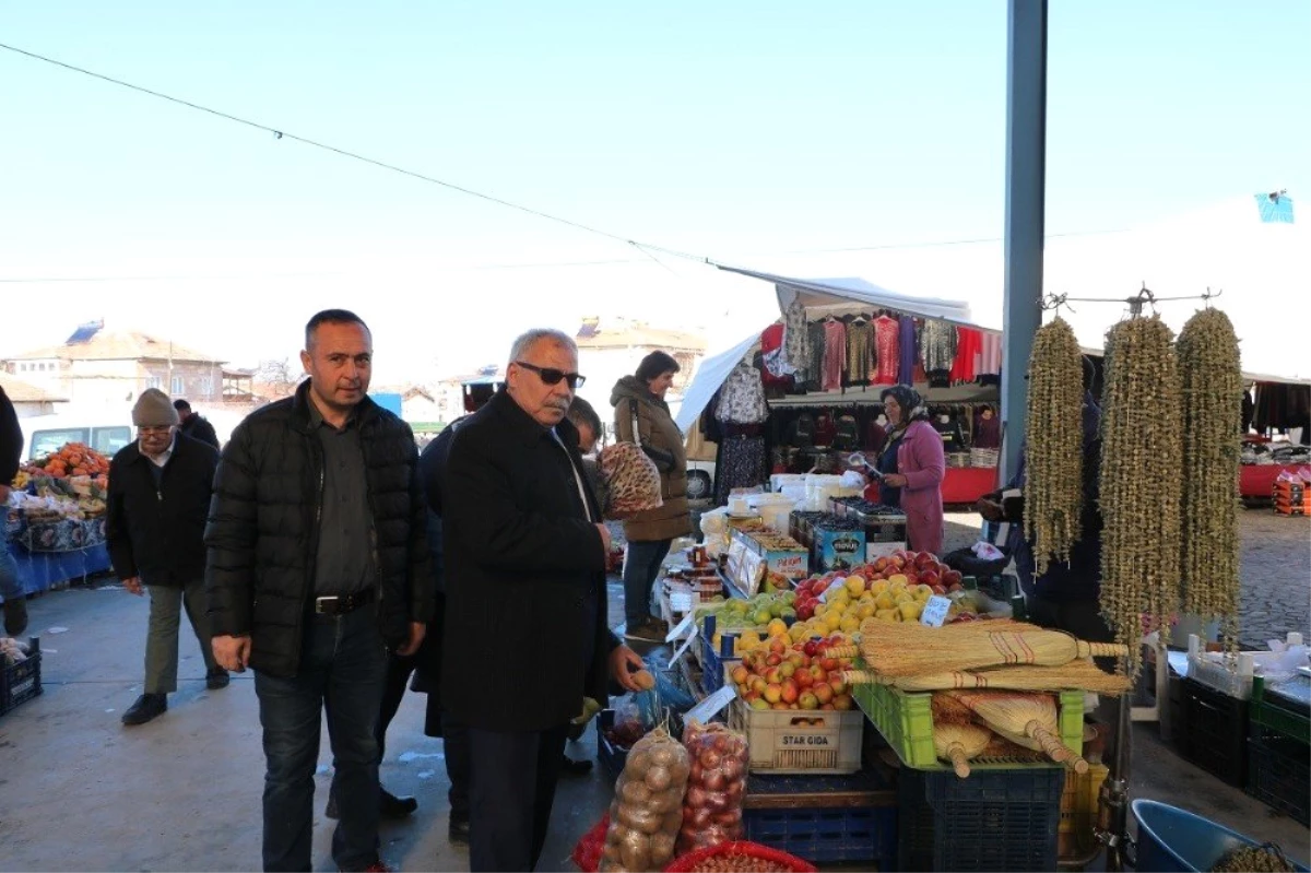 Uçhisar Belediye Başkanı Ali Karaaslan Salı Pazarında Fiyat Kontrolü Yaptı