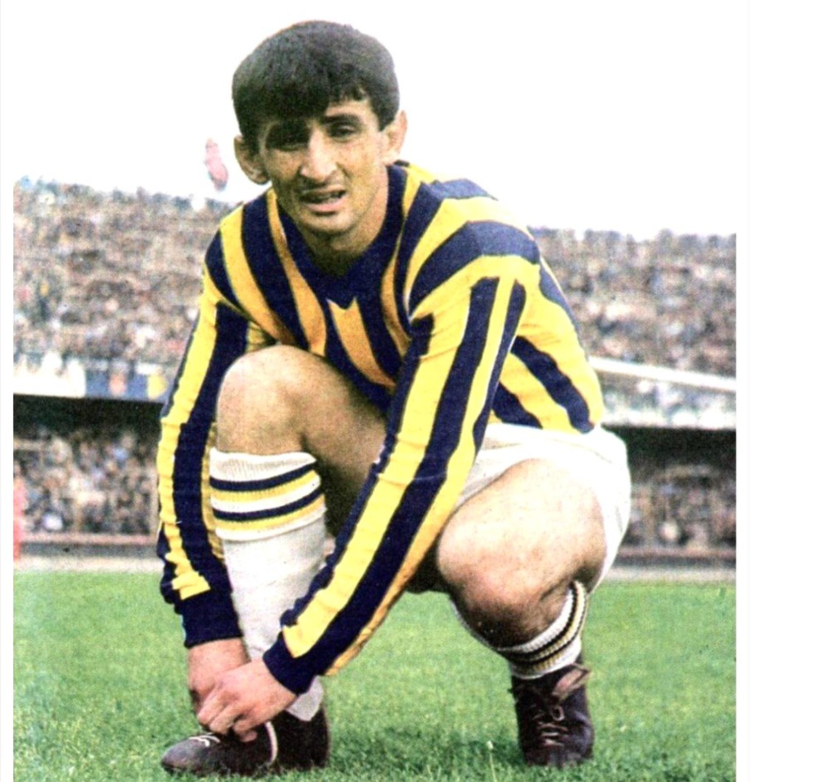 Eski Milli Futbolcu Abdullah Çevrim Toprağa Verildi