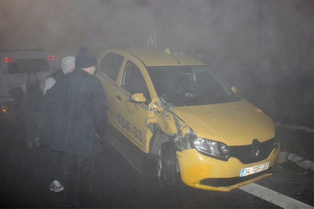 İstanbul\'da Yoğun Sis Kazaları Beraberinde Getirdi