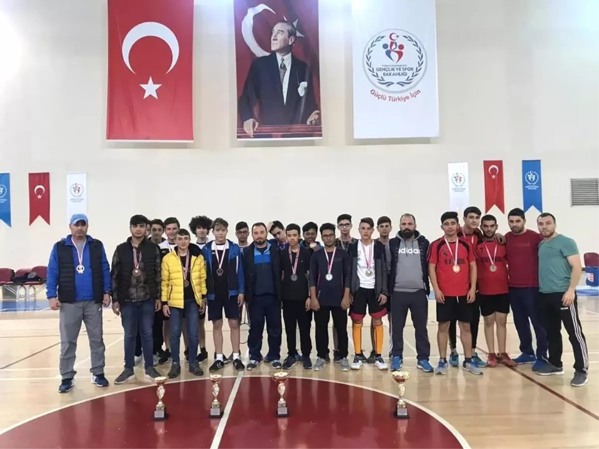 Okullar Arası Badminton İl Birinciliği Tamamlandı